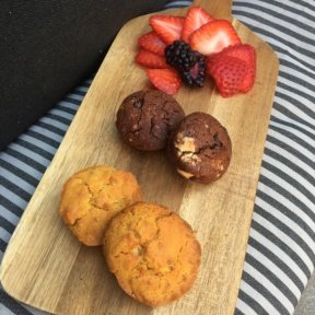 Gluten-free cookies and fruit from Market Ipanema